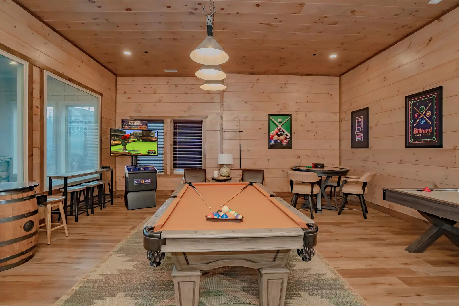 RoofTop Summit Lodge