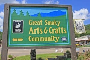sign to the Great Smoky Arts & Crafts Community